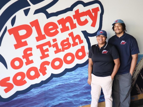 Young Black Sibling Entrepreneurs Billy Wright II and Bree Wright Beat Pandemic Odds Open “Plenty of Fish Seafood” Eatery in the High Desert